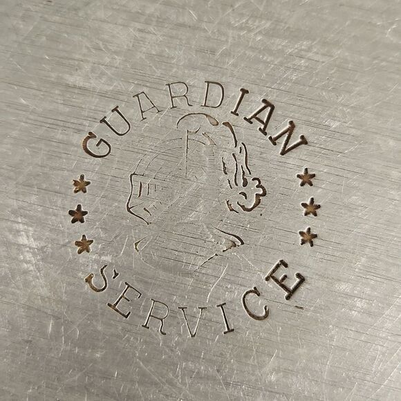 Vintage Guardian Service Pot - Picture 5 of 5